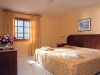 Aparthotel Castillo de Elba bedroom